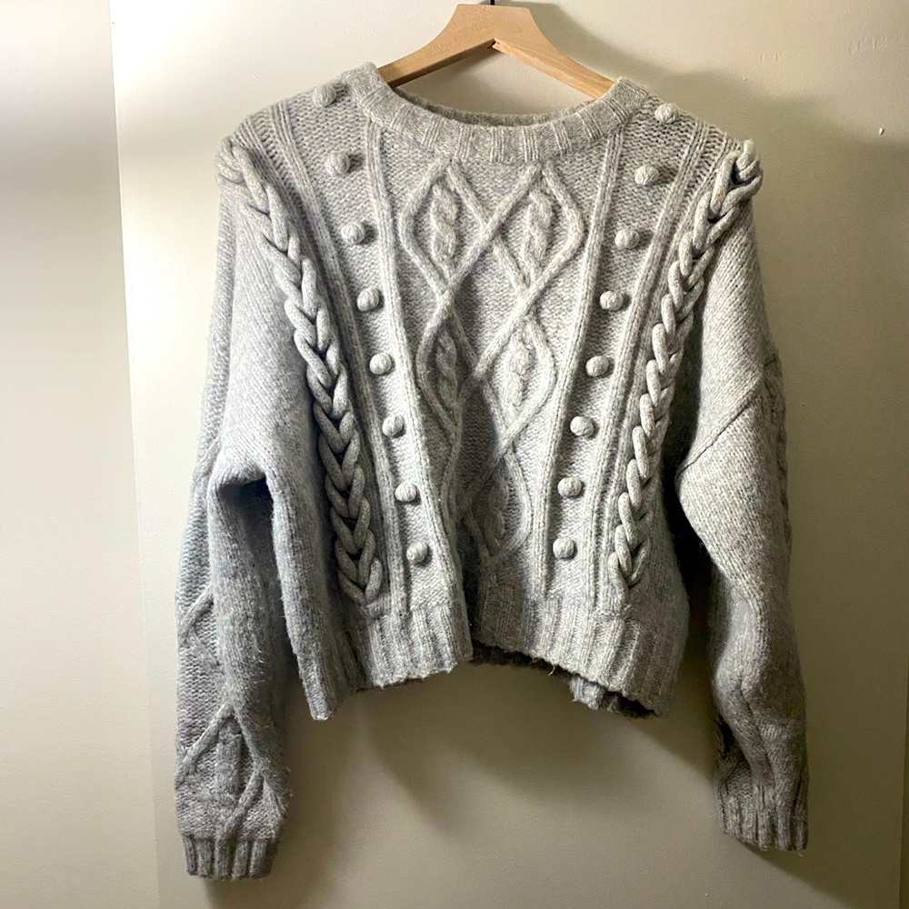 H&M grey sweater